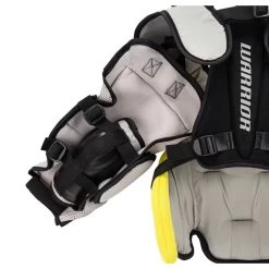 Warrior Ritual X3 E Youth Goalie Chest & Arm Protector -Goaliemonkey® warrior goalie chest protector ritual x3 e yt inset4